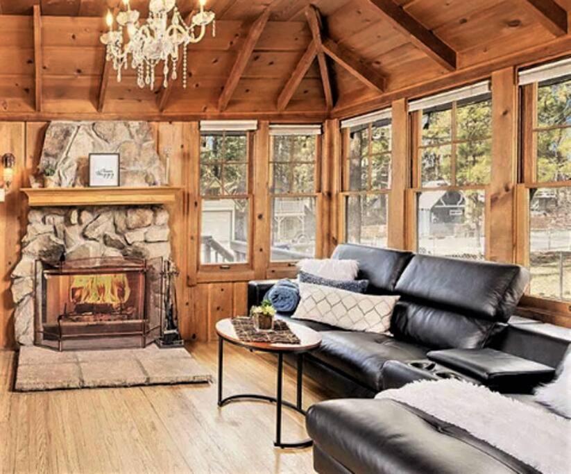 Cozy Bear Cabin With Spa Big Bear City Exterior photo